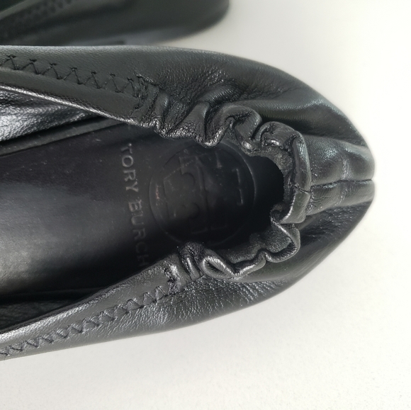 Tory Burch Reva Ballet Flat. Black Leather,  Gold Logo. - Picture 7 of 12